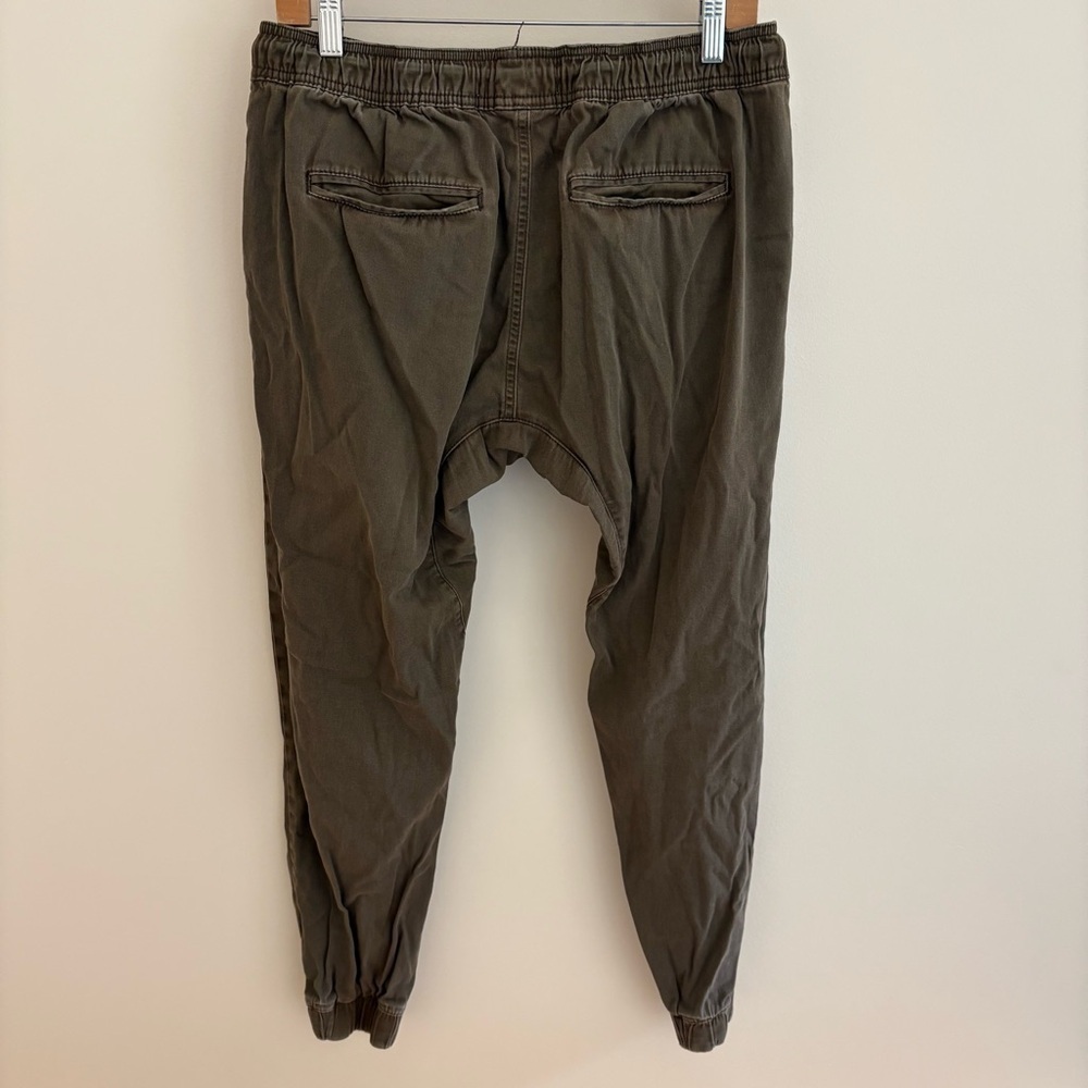 Stitches & Rivets Pants - Picture 5 of 7